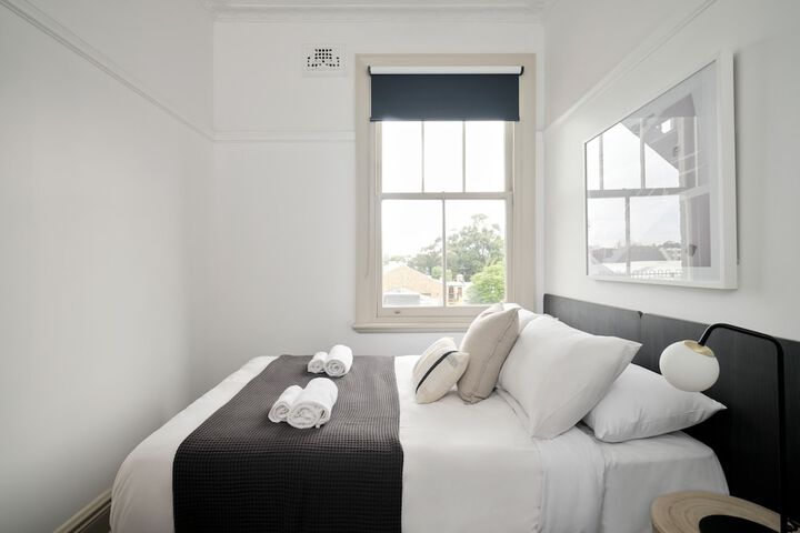 Room 7 of 30