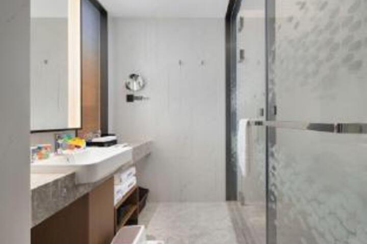 Hampton by Hilton Yulin International Convention and Exhibition Center
