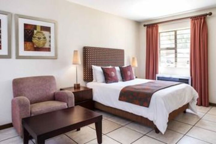 Room 32 of 52