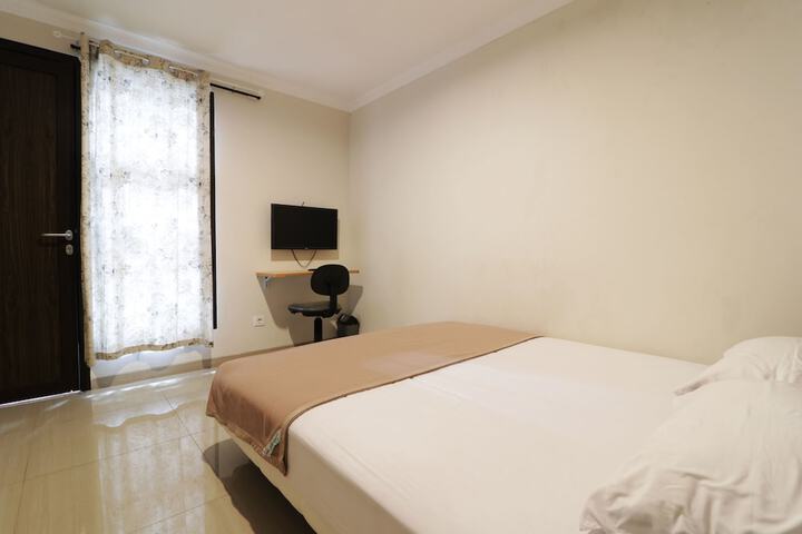 Room 15 of 25
