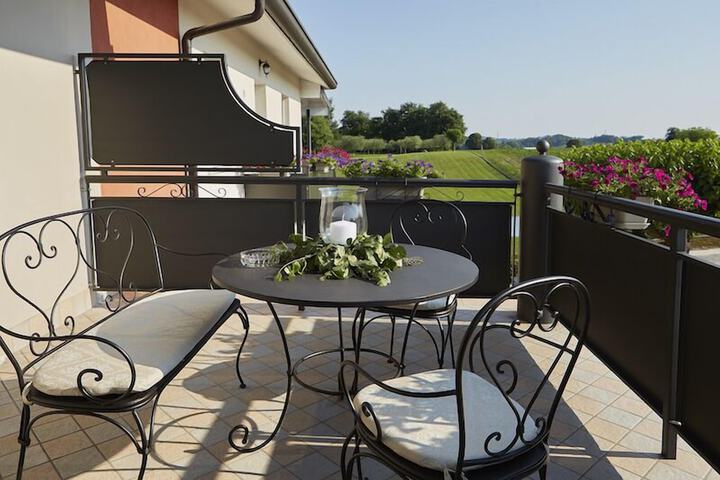 Terrace/Patio 31 of 58