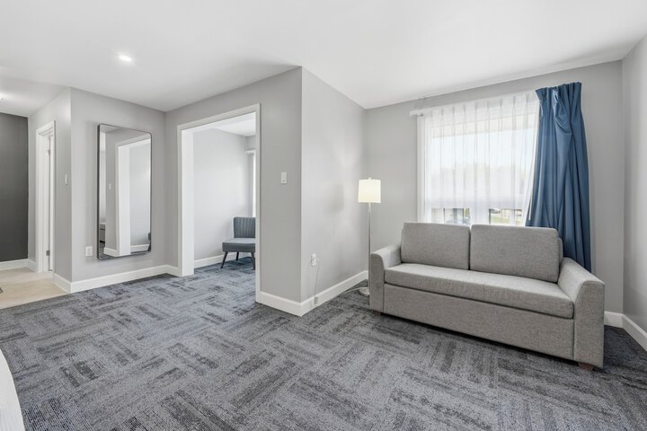 Room 34 of 65