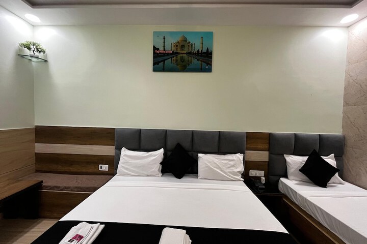 Room 50 of 107