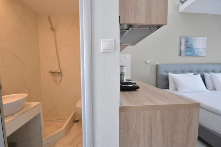Room 19 of 52
