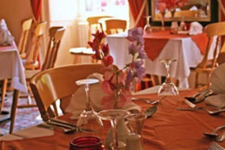 Dining 21 of 46