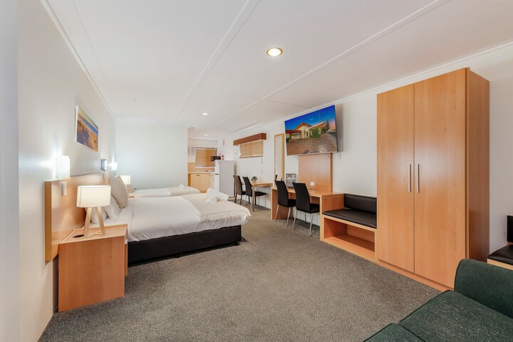 Room 47 of 68