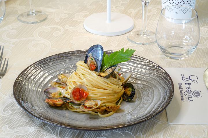 Dining 74 of 122