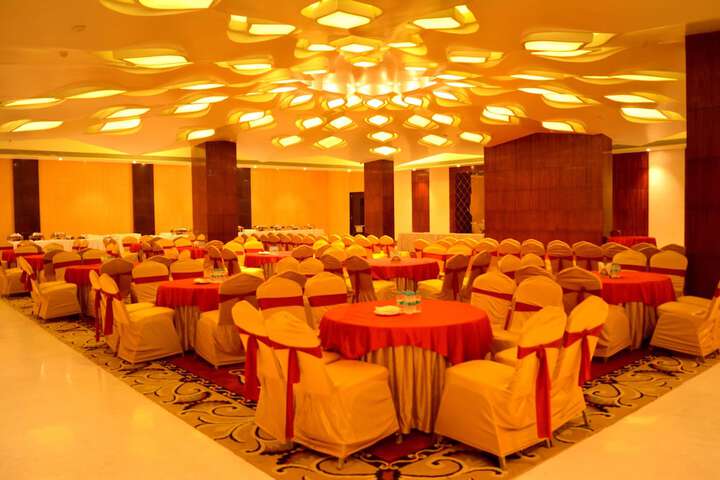 Business Center 20 of 23