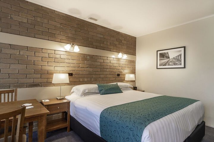 Room 14 of 26