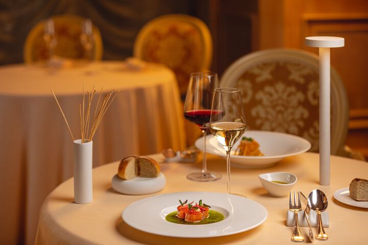 Dining 44 of 70