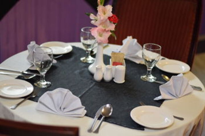 Dining 4 of 30