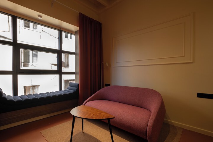 Room 77 of 133