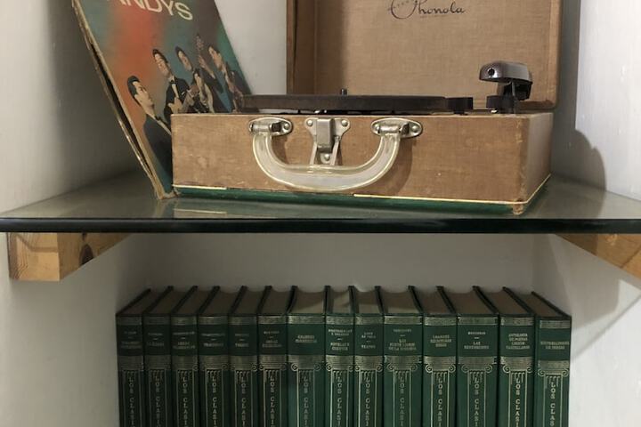 Room 7 of 28
