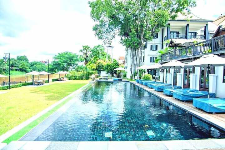 Pool 105 of 124