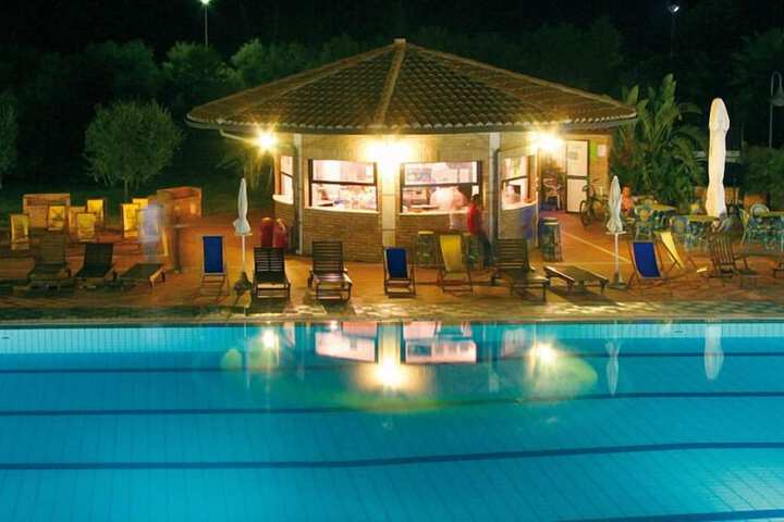 Hotel Pool