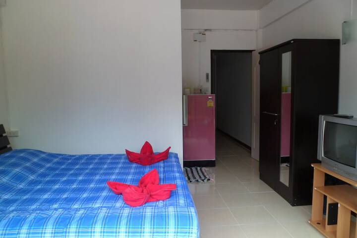 Room 4 of 21