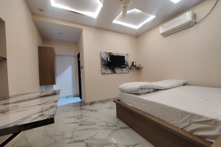 Room 7 of 22