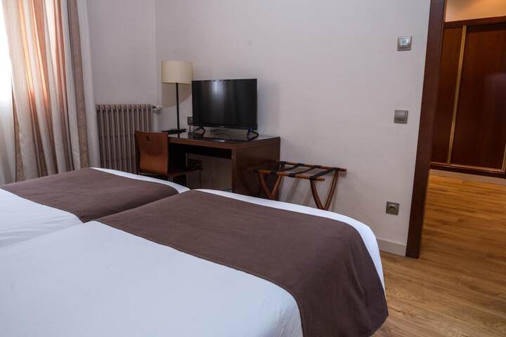 Room 22 of 57