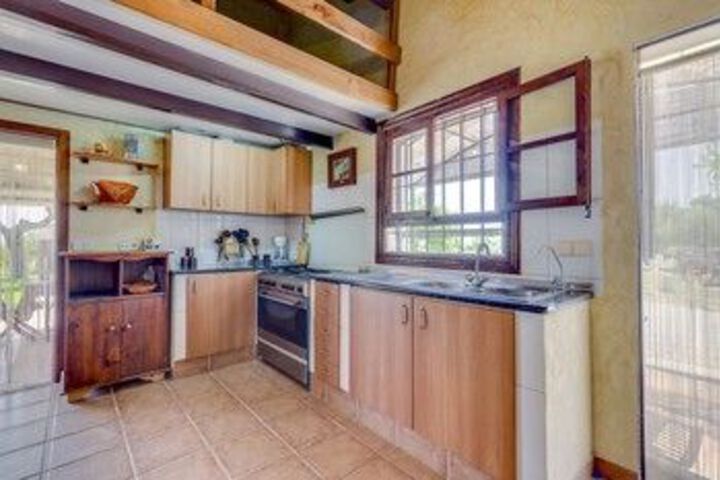 Room 7 of 15