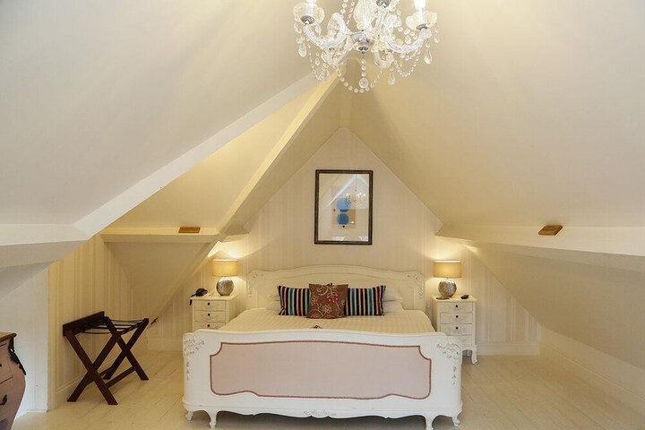 Room 20 of 59
