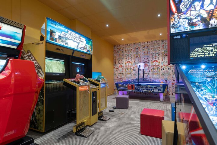 Hotel Interior 166 of 278