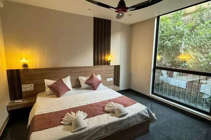 Room 3 of 19