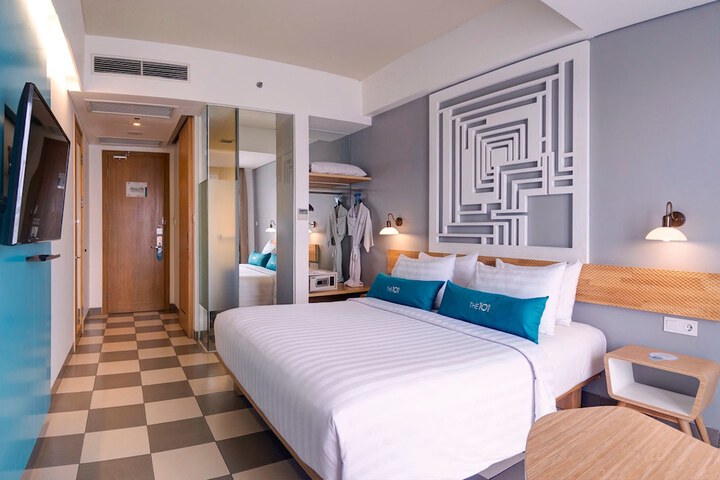 Room 17 of 79