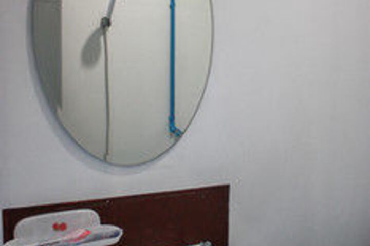 Room 2 of 36