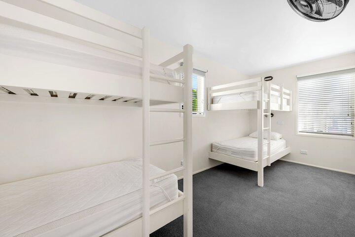 Room 12 of 72