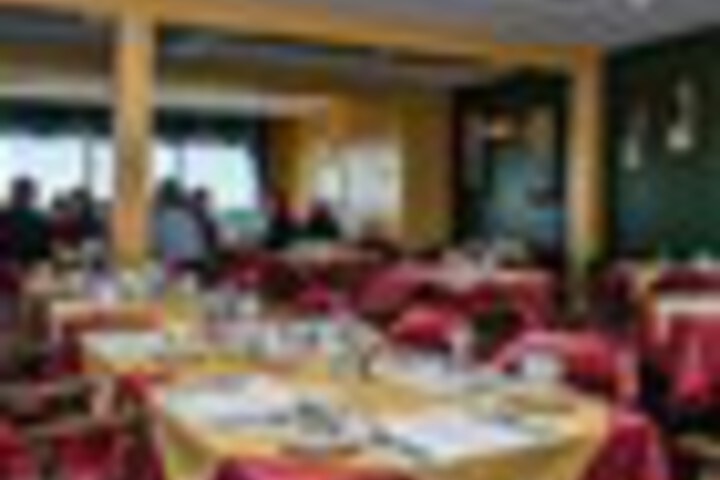 Dining 83 of 141