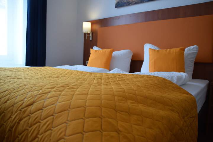 Room 2 of 52
