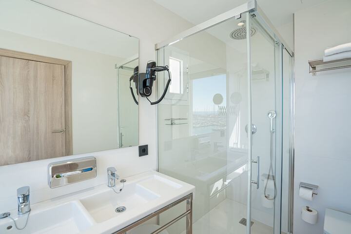 Clean Restrooms