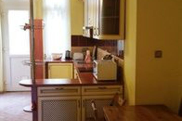Room 32 of 39