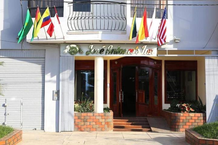 Hotel Jose Antonios Inn