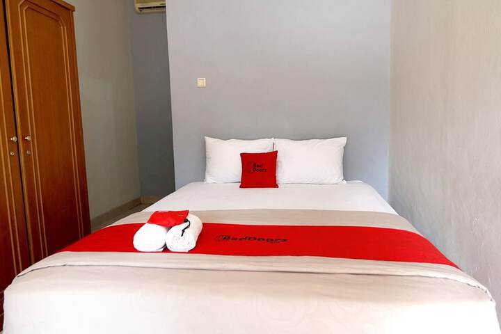 Room 3 of 39