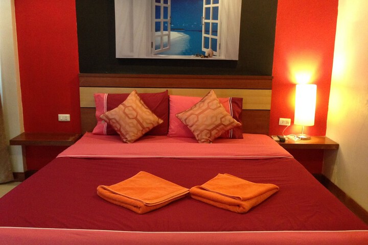 Room 11 of 29