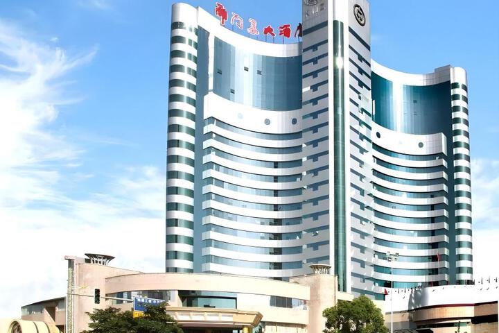 Kaimenzi Grand Hotel