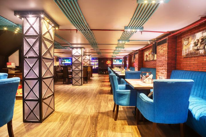 Lounge 122 of 134