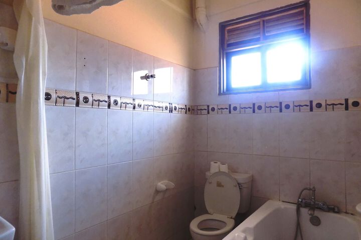 Room 20 of 24