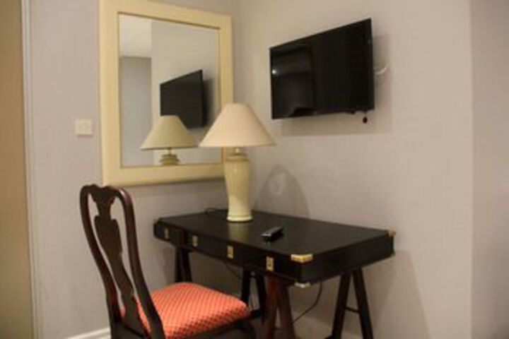 Room 60 of 66