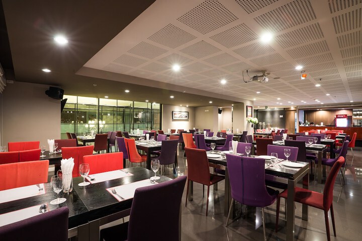 Dining 70 of 80