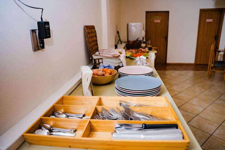 Dining 95 of 106