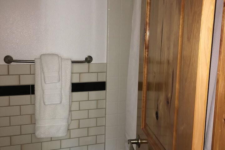 Room 22 of 50