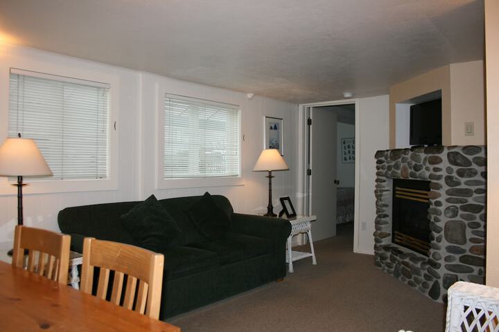 Room 146 of 231