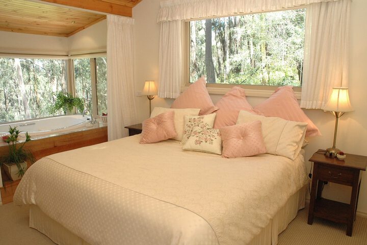 Room 2 of 46