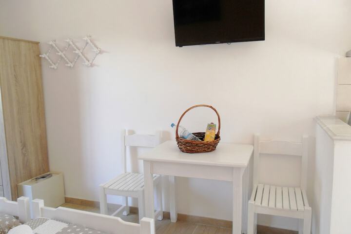 Room 7 of 41