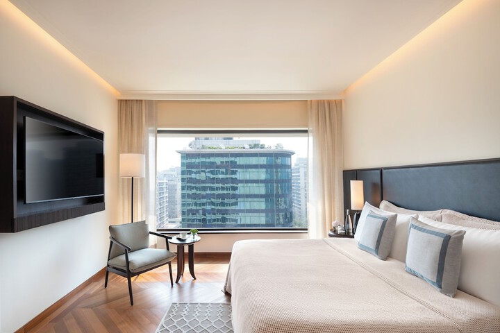 Room 51 of 150