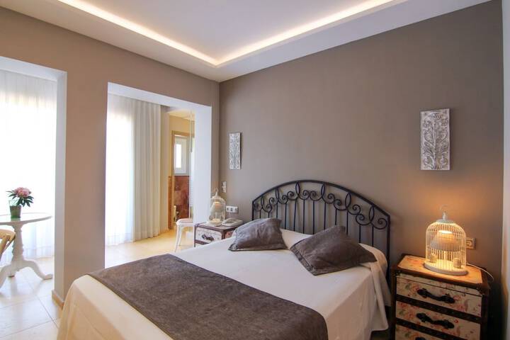 Room 18 of 46
