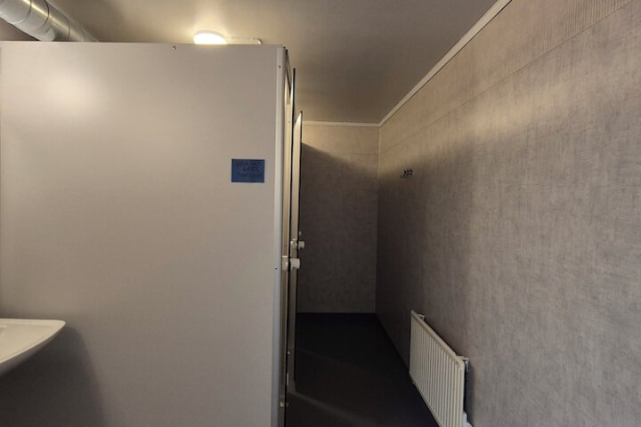 Room 46 of 68