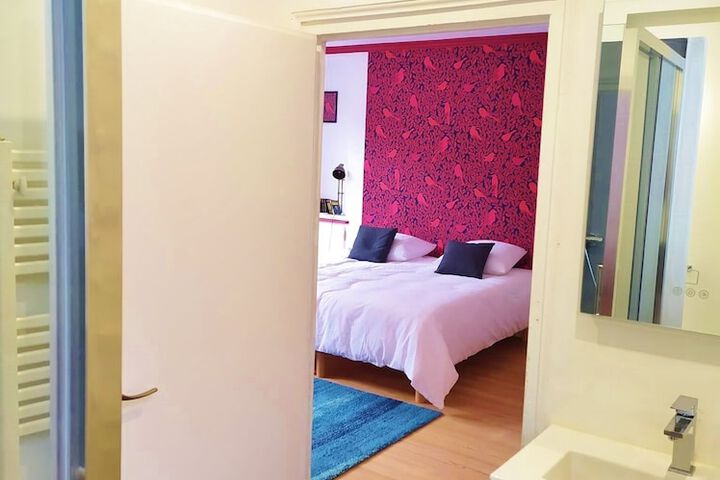 Room 4 of 20